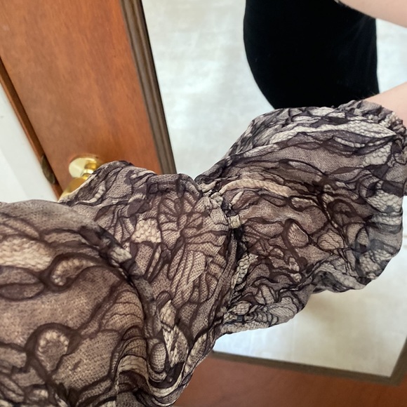 💌[ Bebe ] Silk Bandage Flowy Top Dress - Picture 9 of 16